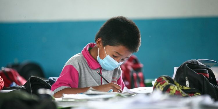 सरकारको ढिलासुस्ती : अझै छापिएन पुस्तक, अन्योलमा विद्यार्थी